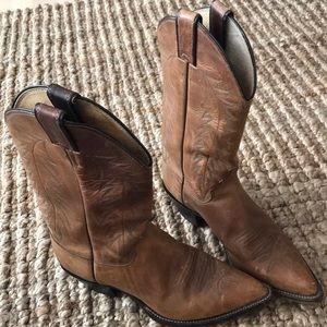 Justin Cowgirl boots